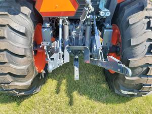 2024 para L4060HSTC-LE Tractor de 55HP 4WD con transmisión por engranajes, alta productividad, uso agrícola, bomba de caja de cambios y rodamientos - Product Image 3