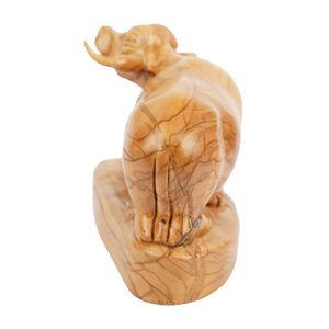 Bœuf sculpté à la main en bois d'olivier – Sculpture en bois exclusive de Bethléem (18 cm) - Product Image 3