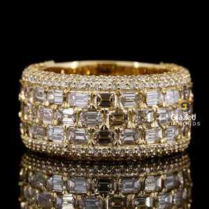 Nouvelle bague Hip Hop en diamant Moissanite taille baguette et ronde brillante à la mode glacée en or jaune 10 carats - Product Image 1