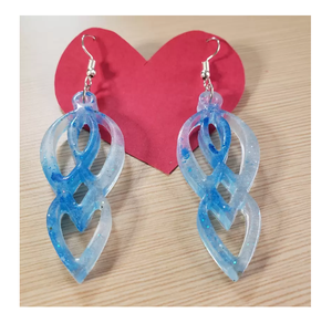 Pendientes de resina de calidad OP, pendientes modernos de hoja de resina - Product Image 3