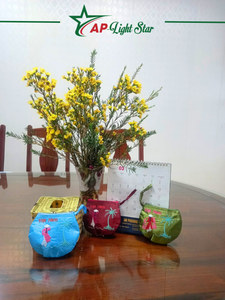 Handmade Zipper Wallet With Floral Embroidery Classic Style for Carrying Money and Small Items Money <b>Clips</b> Product Category - Product Image 2