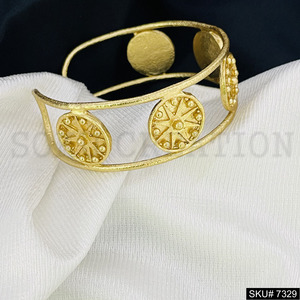 Brazalete de estrella redonda punteada de diseñador hecho a mano chapado en oro, piedra preciosa Natural, brazalete de latón de moda hecho a mano chapado en oro, joyería - Product Image 2