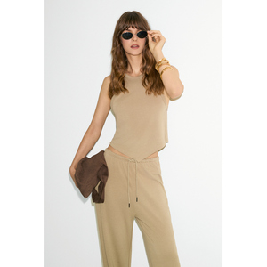 Conjunto de Dos Piezas ETHIQUET GENTIANA para Mujer, con Falda Asimétrica de Cuello Halter y Pantalón de Pierna Ancha - Product Image 4