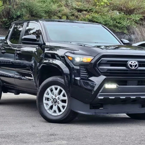 CLEAN 2024 Utilisé pour Tacoma SR5 Double Cabine 4WD Euro III Volant à Gauche 50001-75000 Miles 150-200Ps - Product Image 1