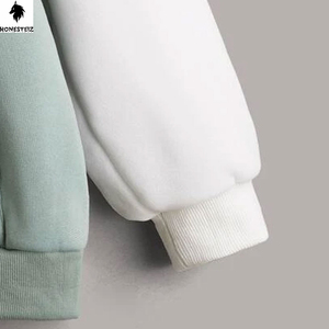 เสื้อฮู้ดแบบสวมหัวของผู้ชายผ้าโพลีเอสเตอร์คุณภาพสูงผ้าโพลีเอสเตอร์น้ำหนักเบาสีทึบซับลิเมชัน - Product Image 4