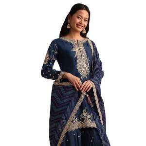 Costume Palazzo de Travail Zari Bleu avec Organza Dupatta Vente en Gros de Vêtements Ethniques OEM pour Femmes Fournisseur d'Usine Costume de Mariage Personnalisé - Product Image 4