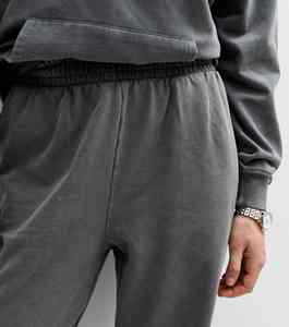 ชุดวอร์มผู้หญิงแบบ 2 ชิ้น ผ้าฟลีซคุณภาพสูง 100% ผ้าฝ้าย น้ำหนักเบา ระบายอากาศได้ดี ทรงโอเวอร์ไซส์ ปรับแต่งได้  ขั้นต่ำในการสั่งซื้อน้อย รับผลิตแบบ OEM - Product Image 2