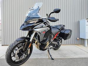 Nouvelles motos sportives Ducati Multistrada V4 S 2025 authentiques en promotion - Product Image 6