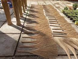 Balai de feuille de noix de coco polyvalent pour intérieur/extérieur VietNam - Product Image 6