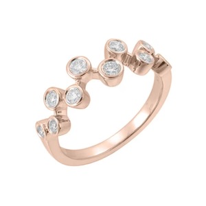 Bague élégante Chevron en diamants de laboratoire faits à la main, F-VS2, bijoux en diamants synthétiques, or massif 14 carats, sertissage à griffes - Product Image 1