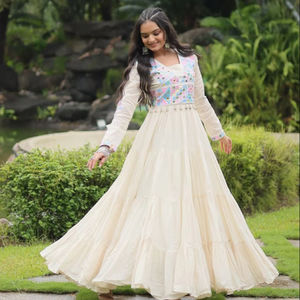 Vestido Anarkali de trabajo de encaje Gamthi de algodón de último diseñador de FabZone - Product Image 1