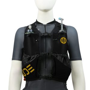 Chaleco Deportivo Dorado ULTRA 12L de Poliéster Unisex para Senderismo - Product Image 1