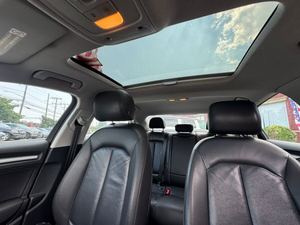 รถยนต์ออดี้ A3 2.0T Quattro Premium Sedan ปี 2015 สภาพดี พวงมาลัยซ้าย วิ่ง 50,000-75,000 ไมล์ มาตรฐานยูโร 4 - Product Image 3