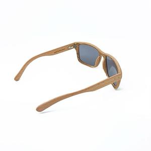 Personaliza tus lentes y elige tu estilo de estuche o caja para tus gafas de sol de madera Gafas de sol personalizadas de World Craft IMPEX - Product Image 4