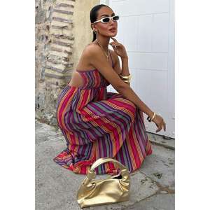 Vestido Maxi Colorido 2748 con Detalle Plisado de Tirantes, Escote Halter, Cintura Natural y Característica Transpirable - Product Image 6