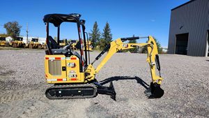 รถขุดตีนตะขาบขนาดเล็ก Caterpillar 303.5 307 รุ่นปี 2023 น้ำหนัก 2600 กก. เครื่องยนต์และปั๊มของแท้จากญี่ปุ่น สภาพดี ชั่วโมงการใช้งานต่ำ - Product Image 3