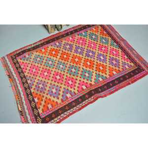Tapis Kilim turc vintage 3,5x4,8 pieds, tapis oriental en laine avec accents rouges - Product Image 2