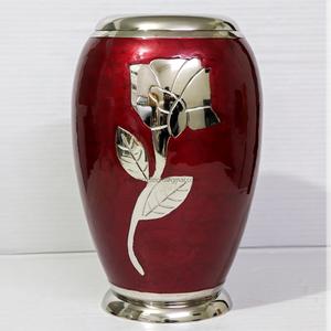 Urna de cremación con grabado de Rosa Blanca perla monarca de latón para cenizas humanas y suministros funerarios urnas humanas de latón de India - Product Image 2