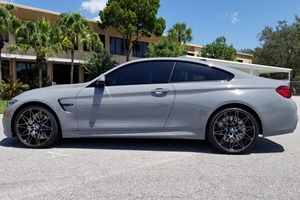 BMW M4 Coupé 2020 d'occasion avec pack compétition (conduite à gauche/droite) - Product Image 2