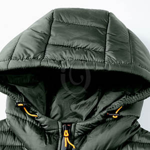 Meilleur prix disponible, veste matelassée à capuche pour homme de haute qualité avec logo sur le devant, design hivernal respirant et respectueux de l'environnement - Product Image 4