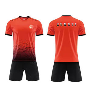 Uniforme de Fútbol de Poliéster 100% de Alta Calidad y Bajo Precio, Fabricación en Pakistán, con Logotipo Personalizado, Servicio OEM, Nuevo Estilo al por Mayor - Product Image 1