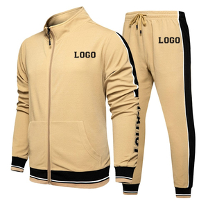 Chándal personalizado para hombre, conjuntos de algodón y poliéster de alta calidad, diseño transpirable de secado rápido para adultos, ropa de calle de estilo Unisex - Product Image 1