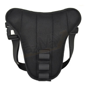 Riñoneras de moto ligeras y personalizadas OEM para hombre, nueva moda, cierre de cremallera impermeable, fabricadas en Pakistán - Product Image 3