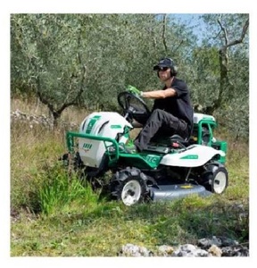 เครื่องตัดหญ้า OREC RM982F 4WD Rabbit Mower รุ่นทนทานสำหรับงานหนัก เหมาะสำหรับการตัดหญ้าระดับมืออาชีพและการจัดสวน - Product Image 5