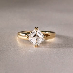 Bague de fiançailles solitaire 6.5mm Asscher Cut CZ en or | Bijoux de demande en mariage classique - Product Image 1