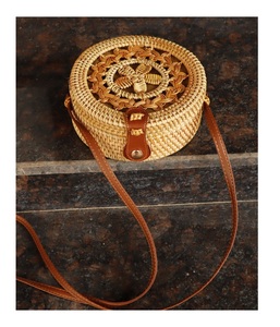 Bolsa de ratán hecha a mano a buen precio-Bolsa de ratán ecológica natural con asa de Vietnam - Product Image 3