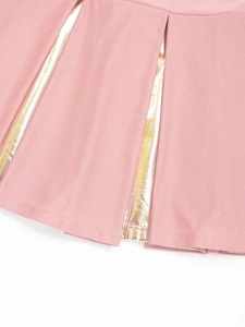 Uniforme de joie personnalisé avec tissu évacuant l'humidité et options de couleurs vives, parfait pour les équipes de cheer compétitives et l'école - Product Image 5