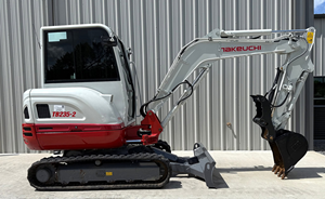 รถขุดขนาดเล็กมือสอง Takeuchi TB235-2 Stage V คุณภาพดีราคาถูก น้ำหนัก 3.7 ตัน พร้อมเครื่องยนต์/มอเตอร์ พร้อมจัดส่ง - Product Image 4