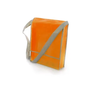 Bolsa de Hombro Personalizada Holly con Accesorios para Fines Promocionales - Product Image 1