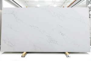 Usine personnalisée 2025 nouveau Calacatta blanc gris veine Quartz artificiel grande dalle comptoirs hôtel cuisine île salle de bain plan de travail - Product Image 2