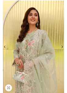 Costume Salwar en soie d'organza lourd et Dupatta avec plusieurs fils et points de broderie à la main à vendre - Product Image 5