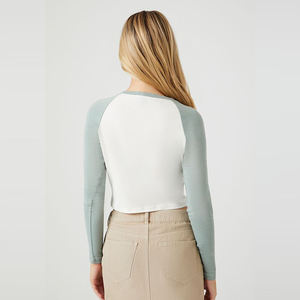 High Quality Custom Reglan Sleeves Design Slim Fit Streetwear 100% Cotton Lightweight Stretchable Women's Long Sleeve <b>Shirts</b> - Product Image 4