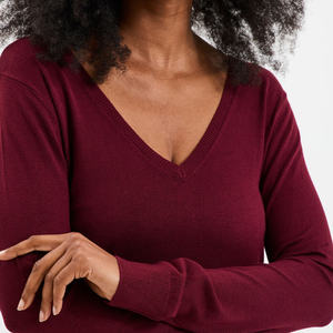 Pull décontracté d'hiver respirant pour femme avec logo frontal extensible et évacuation de l'humidité - Product Image 4