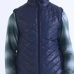 Veste matelassée unisexe à col montant camouflage, respirante et isolée, sans manches, pour la randonnée en plein air en hiver - Product Image 3