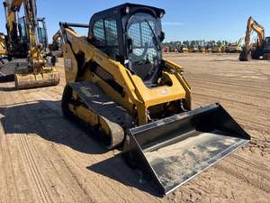 Chargeuse compacte sur pneus CAT246C Modèle 299D2 XHP Moteur Cummins Haute Efficacité Garantie 4 Ans Poids 4500kg Bon État Pompe - Product Image 4