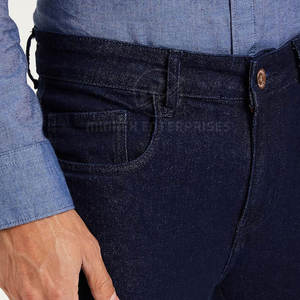 กางเกงยีนส์ลำลองผู้ชายคุณภาพสูง ผ้าฝ้าย 100% สีตามสั่ง น้ำหนักเบา เอวกลาง ติดกระดุม บริการ OEM เป็นมิตรกับสิ่งแวดล้อม - Product Image 4