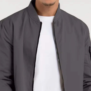 Blouson d'aviateur en zinc-Coupe régulière avec encolure de baseball, poches sur les manches et les hanches et design élégant prêt pour la fête - Product Image 4