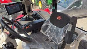 Tracteur agricole de haute qualité Massey Ferguson S7718 Massey Ferguson Massey Ferguson 7718 4WD à vendre - Product Image 5