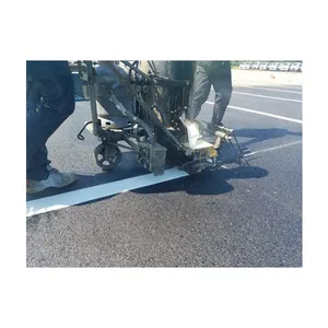 韓国ホットメルトタイプの強力な接着性舗装ラインマーキング用の再帰反射ガラスビーズ熱可塑性道路マーキング材料