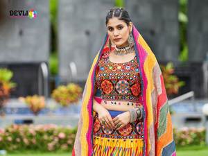 Dernière Collection de Vêtements Ethniques Indiens Soie Lourde Beurre avec Travail Miroir Collection Lehenga Choli - Product Image 5