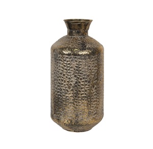 Vases à fleurs en fer métalliques antiques traditionnels avec des motifs floraux luxueux finis et ornés pour un style de maison haut de gamme - Product Image 1