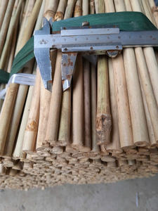 เสาไม้ไผ่ธรรมชาติคุณภาพสูงสำหรับใช้ในการก่อสร้างและตกแต่งสวนกลางแจ้ง - Product Image 3