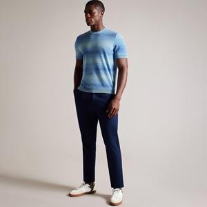 Vente en gros de chemises décontractées imprimées en coton pour hommes, manches courtes, boutonnées, à la mode, haut de gamme, fournisseur en vrac OEM - Product Image 4