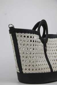 Bolso de diseño de playa de verano de PVC para mujer, elegante regalo de moda de Vietnam con asas de anillo - Product Image 4