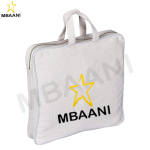 Traje de abeja de 3 capas con velo de esgrima y un par de guantes Traje de apicultura ventilado a prueba de picaduras para apicultores - Product Image 5