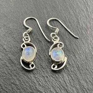 Magnifique boucle d'oreille pendante en labradorite et pierre de lune 4x6mm, en argent sterling et or, forme pyramide, style vintage, certifiée IGI, pour fiançailles et mariage - Product Image 2